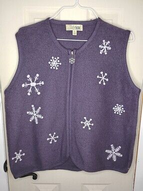 Cabelas Sweater Vest Size XL Purple Snowflake 100% Wool
